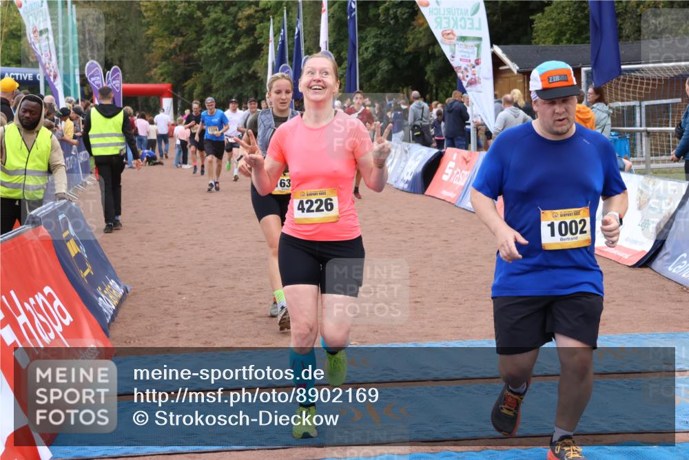 14.09.2025 - Airport Race Strokosch-Dieckow http://msf.ph/oto/8902169 14.09.2025 12:35:38 Ziel 111, 419, 849, 899, 912, 929, 1002, 1010, 1120, 1374, 1636, 1855, 1886, 1920, 1942, 2102, 4226 meine-sportfotos.de