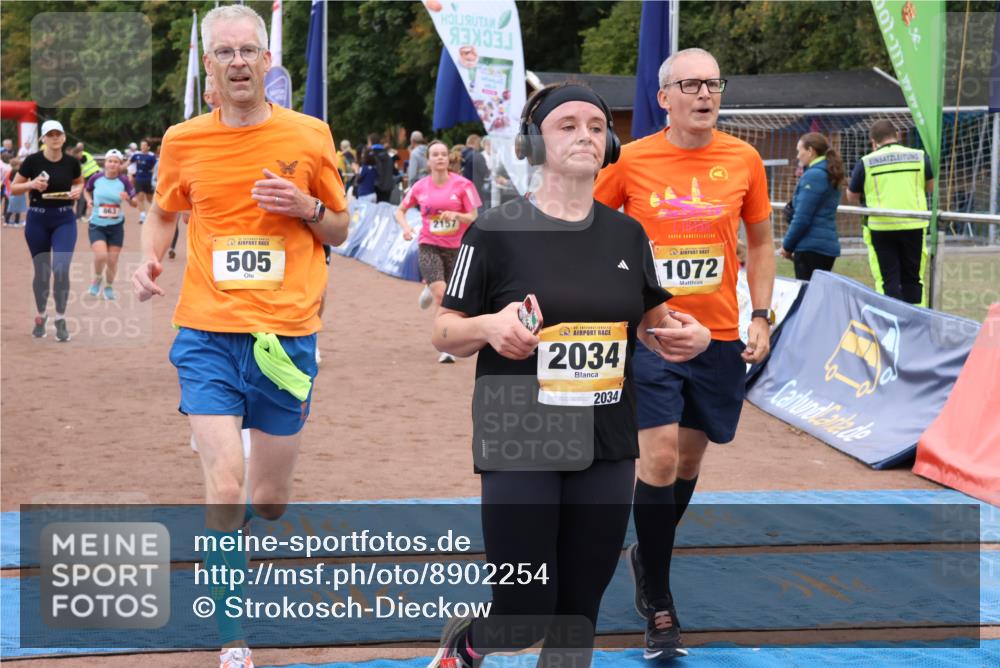 14.09.2025 - Airport Race Strokosch-Dieckow http://msf.ph/oto/8902254 14.09.2025 12:36:08 Ziel 129, 505, 861, 863, 1072, 1083, 1481, 1488, 1695, 2034, 2109, 2157, 2179, 4131, 4139 meine-sportfotos.de