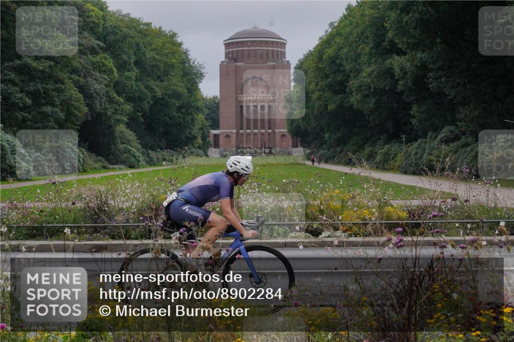 14.09.2025 - Stadtparktriathlon Michael Burmester http://msf.ph/oto/8902284 14.09.2025 09:33:17 Radfahren 452, 455, 464, 465, 482 meine-sportfotos.de