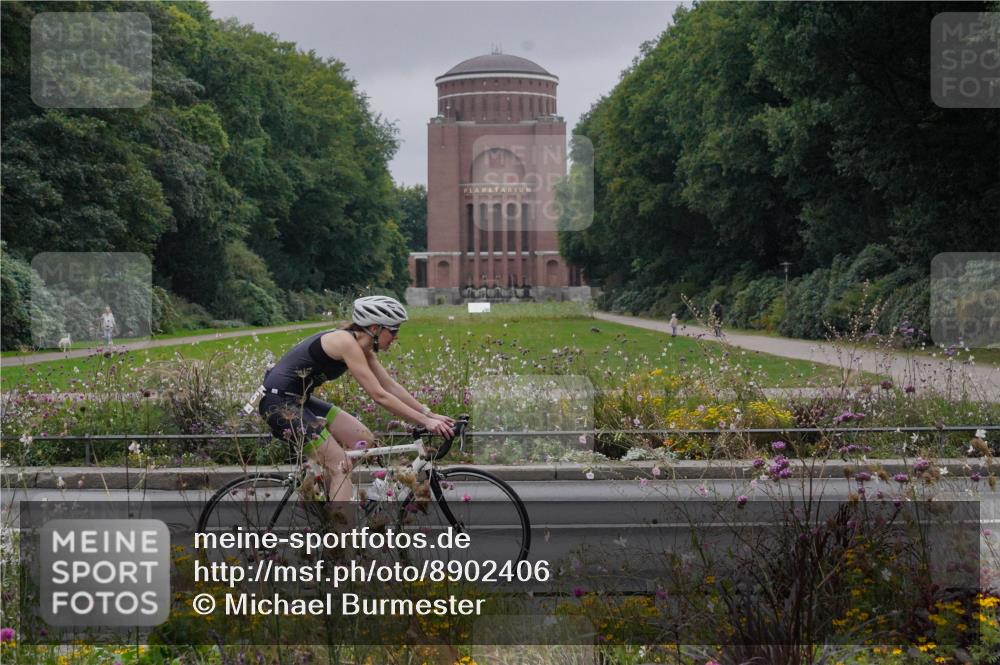 14.09.2025 - Stadtparktriathlon Michael Burmester http://msf.ph/oto/8902406 14.09.2025 09:36:18 Radfahren 463, 485 meine-sportfotos.de