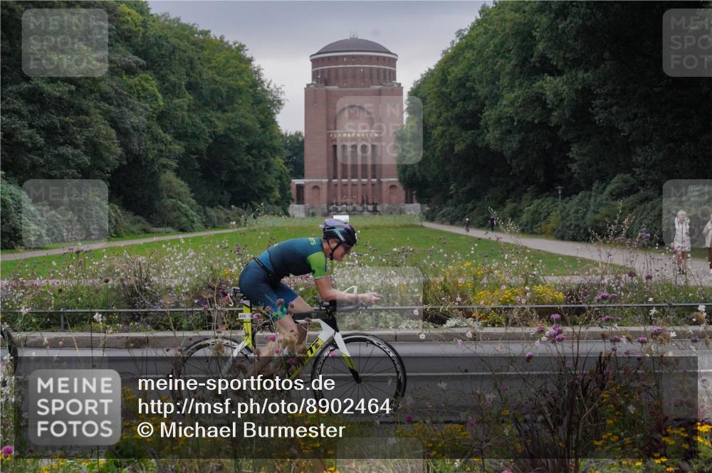 14.09.2025 - Stadtparktriathlon Michael Burmester http://msf.ph/oto/8902464 14.09.2025 09:40:28 Radfahren 443, 446, 447, 475, 483, 486, 495 meine-sportfotos.de