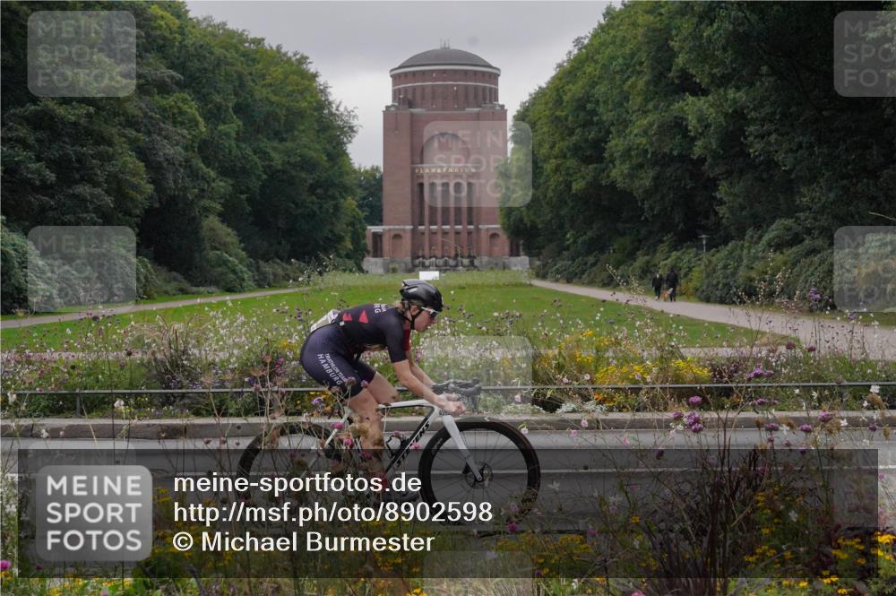 14.09.2025 - Stadtparktriathlon Michael Burmester http://msf.ph/oto/8902598 14.09.2025 09:47:55 Radfahren 469, 503 meine-sportfotos.de