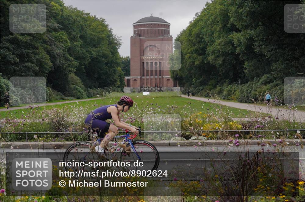 14.09.2025 - Stadtparktriathlon Michael Burmester http://msf.ph/oto/8902624 14.09.2025 09:49:21 Radfahren 459 meine-sportfotos.de