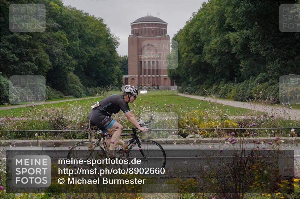 14.09.2025 - Stadtparktriathlon Michael Burmester http://msf.ph/oto/8902660 14.09.2025 09:51:03 Radfahren 504, 528, 563, 580 meine-sportfotos.de