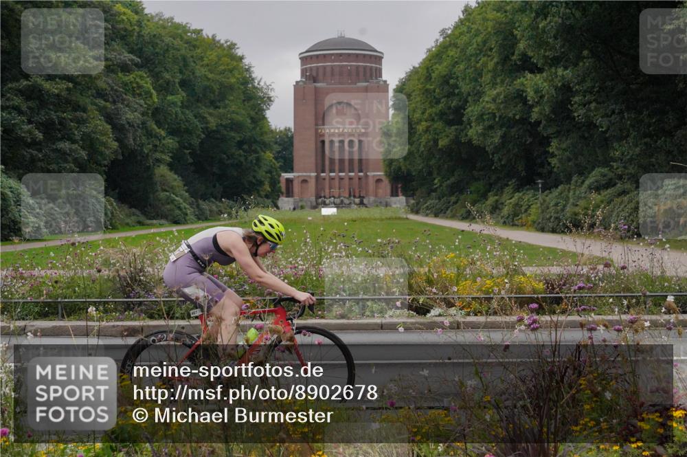 14.09.2025 - Stadtparktriathlon Michael Burmester http://msf.ph/oto/8902678 14.09.2025 09:51:53 Radfahren 467, 505, 584 meine-sportfotos.de