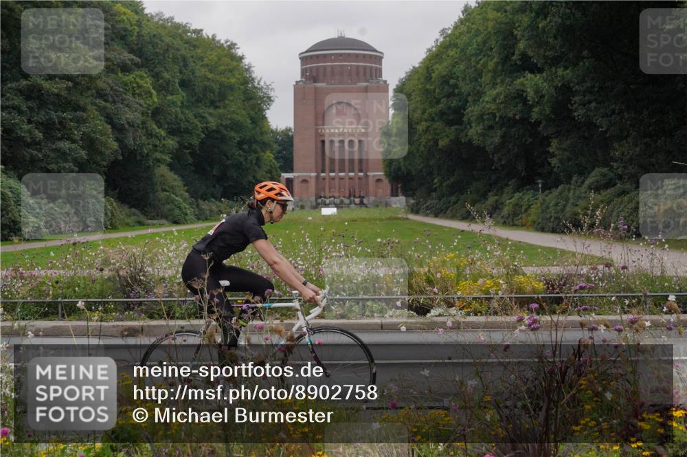14.09.2025 - Stadtparktriathlon Michael Burmester http://msf.ph/oto/8902758 14.09.2025 09:55:07 Radfahren 509, 530, 554, 555, 573, 578, 602 meine-sportfotos.de