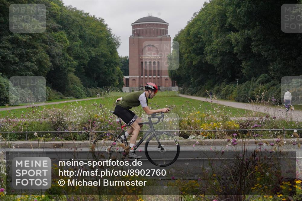 14.09.2025 - Stadtparktriathlon Michael Burmester http://msf.ph/oto/8902760 14.09.2025 09:55:10 Radfahren 509, 530, 532, 554, 555, 571, 573, 578, 592, 602 meine-sportfotos.de