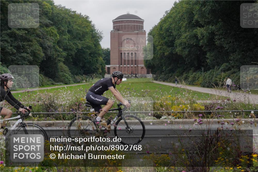 14.09.2025 - Stadtparktriathlon Michael Burmester http://msf.ph/oto/8902768 14.09.2025 09:55:15 Radfahren 509, 532, 534, 536, 554, 571, 573, 578, 592, 602 meine-sportfotos.de