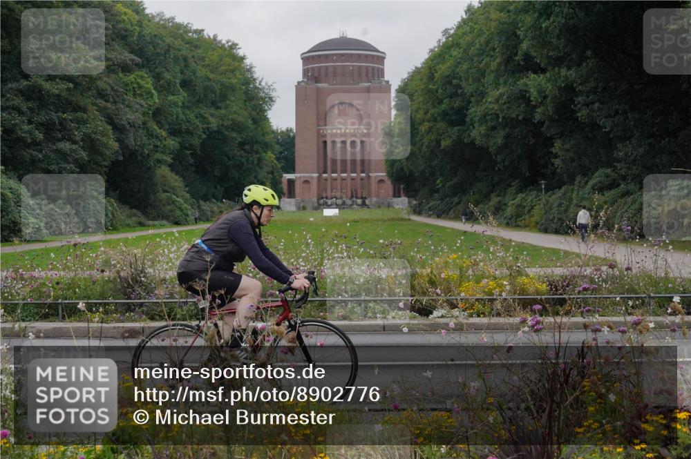 14.09.2025 - Stadtparktriathlon Michael Burmester http://msf.ph/oto/8902776 14.09.2025 09:55:20 Radfahren 458, 509, 532, 534, 536, 571, 573, 592 meine-sportfotos.de