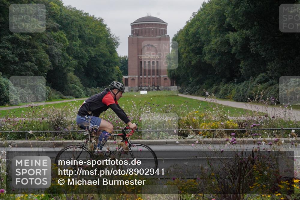 14.09.2025 - Stadtparktriathlon Michael Burmester http://msf.ph/oto/8902941 14.09.2025 10:02:30 Radfahren 514, 515, 555, 561, 573, 593 meine-sportfotos.de