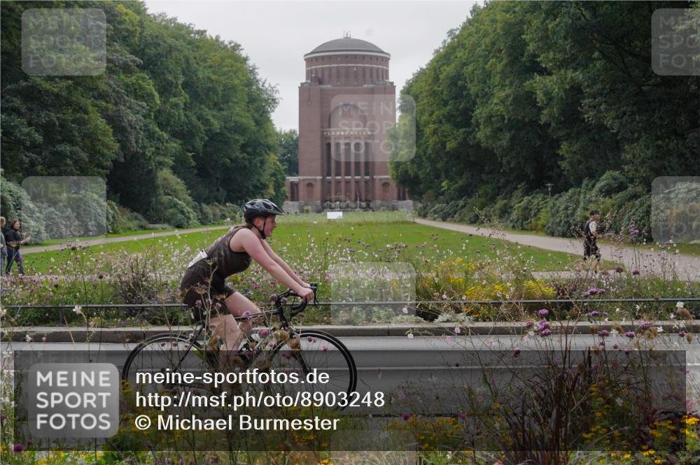 14.09.2025 - Stadtparktriathlon Michael Burmester http://msf.ph/oto/8903248 14.09.2025 10:20:38 Radfahren 547, 620, 628, 685, 688, 702, 710 meine-sportfotos.de