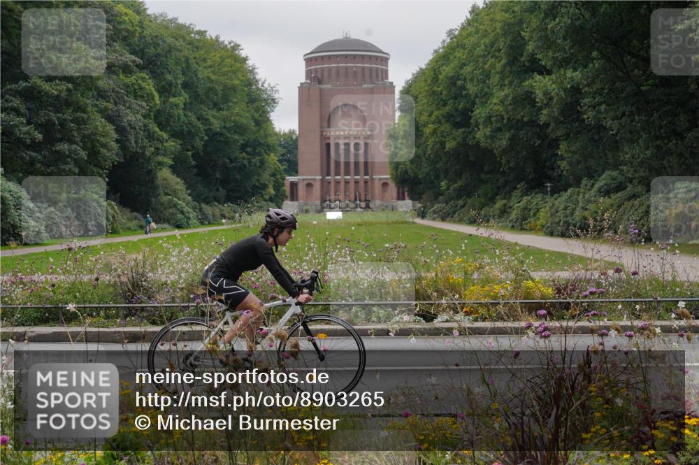 14.09.2025 - Stadtparktriathlon Michael Burmester http://msf.ph/oto/8903265 14.09.2025 10:21:33 Radfahren 509, 528, 657, 691, 705 meine-sportfotos.de