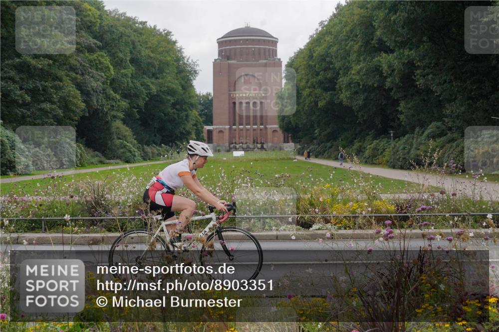 14.09.2025 - Stadtparktriathlon Michael Burmester http://msf.ph/oto/8903351 14.09.2025 10:26:02 Radfahren 513, 523, 616, 638, 674, 676 meine-sportfotos.de