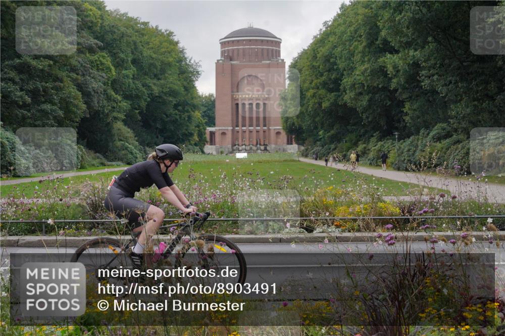 14.09.2025 - Stadtparktriathlon Michael Burmester http://msf.ph/oto/8903491 14.09.2025 10:35:57 Radfahren 513, 567, 631 meine-sportfotos.de