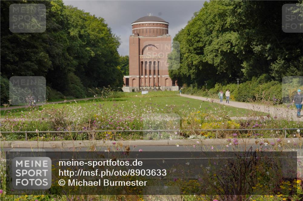 14.09.2025 - Stadtparktriathlon Michael Burmester http://msf.ph/oto/8903633 14.09.2025 10:41:15 Radfahren 746, 771, 778, 791 meine-sportfotos.de