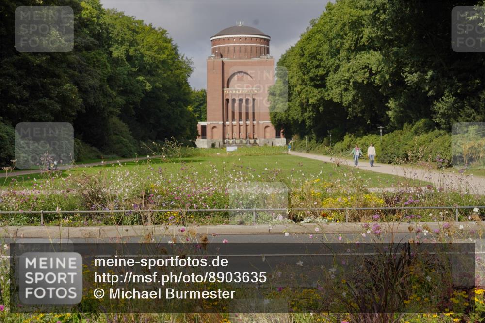14.09.2025 - Stadtparktriathlon Michael Burmester http://msf.ph/oto/8903635 14.09.2025 10:41:16 Radfahren 746, 771, 778, 791 meine-sportfotos.de