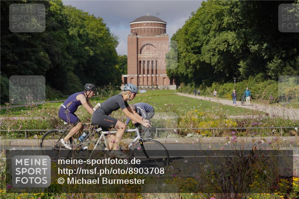 14.09.2025 - Stadtparktriathlon Michael Burmester http://msf.ph/oto/8903708 14.09.2025 10:42:56 Radfahren 601, 646, 659, 710, 767, 772 meine-sportfotos.de