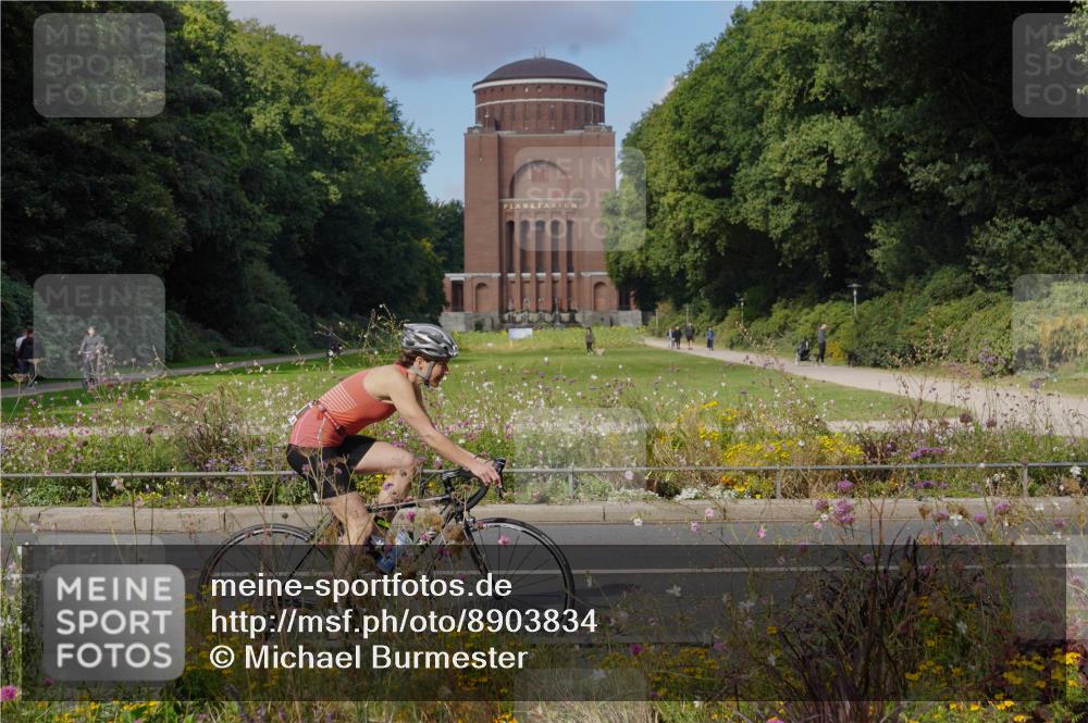 14.09.2025 - Stadtparktriathlon Michael Burmester http://msf.ph/oto/8903834 14.09.2025 10:50:14 Radfahren 681, 692, 764, 783, 788, 798, 811, 817, 820 meine-sportfotos.de