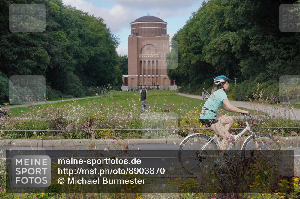 14.09.2025 - Stadtparktriathlon Michael Burmester http://msf.ph/oto/8903870 14.09.2025 10:52:27 Radfahren 633, 655, 663, 677, 748, 800 meine-sportfotos.de