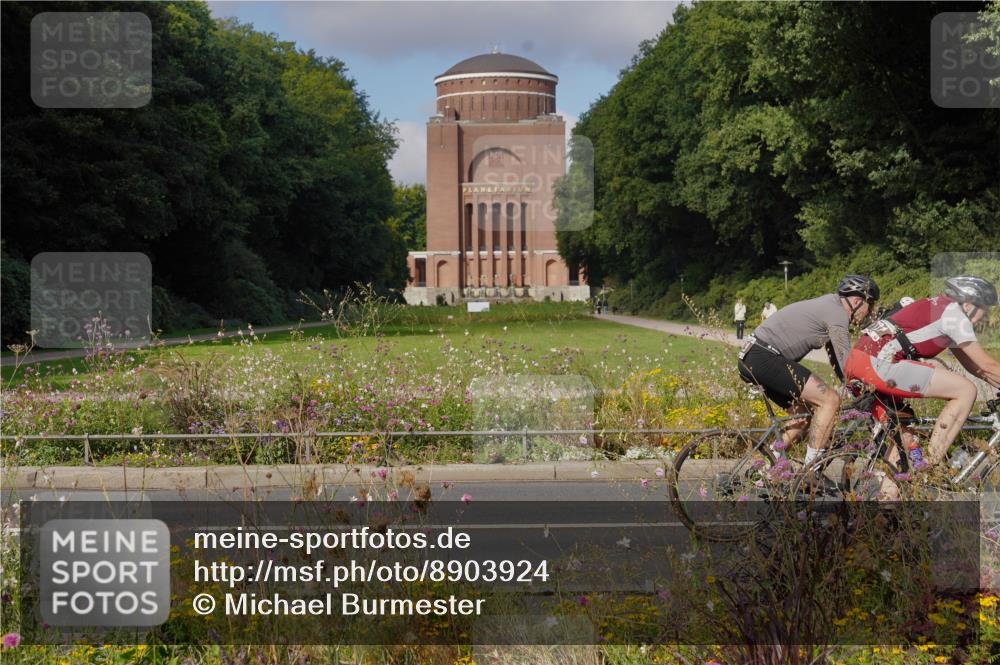 14.09.2025 - Stadtparktriathlon Michael Burmester http://msf.ph/oto/8903924 14.09.2025 10:55:13 Radfahren 632, 686, 699, 705, 721, 729, 769, 842, 847 meine-sportfotos.de