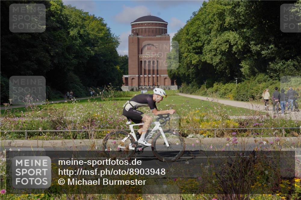14.09.2025 - Stadtparktriathlon Michael Burmester http://msf.ph/oto/8903948 14.09.2025 10:56:34 Radfahren 645, 763, 774, 778, 788, 802, 803, 849 meine-sportfotos.de