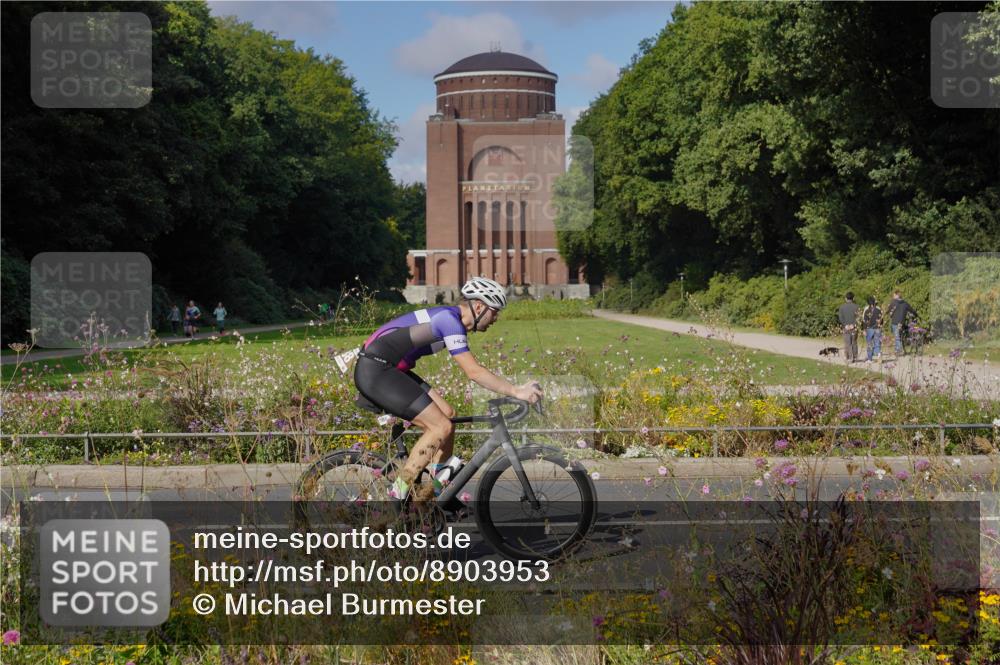 14.09.2025 - Stadtparktriathlon Michael Burmester http://msf.ph/oto/8903953 14.09.2025 10:56:43 Radfahren 697, 746, 755, 767, 771, 774, 776, 788, 807, 811, 849, 914 meine-sportfotos.de