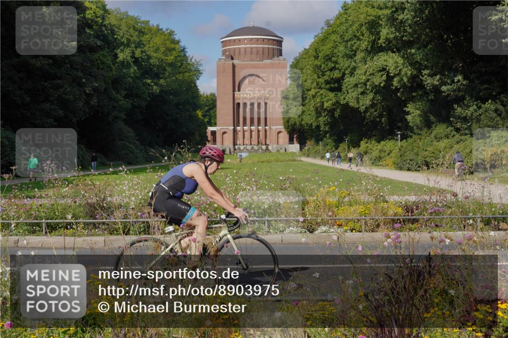 14.09.2025 - Stadtparktriathlon Michael Burmester http://msf.ph/oto/8903975 14.09.2025 10:57:35 Radfahren 638, 744, 777, 827, 833, 867 meine-sportfotos.de