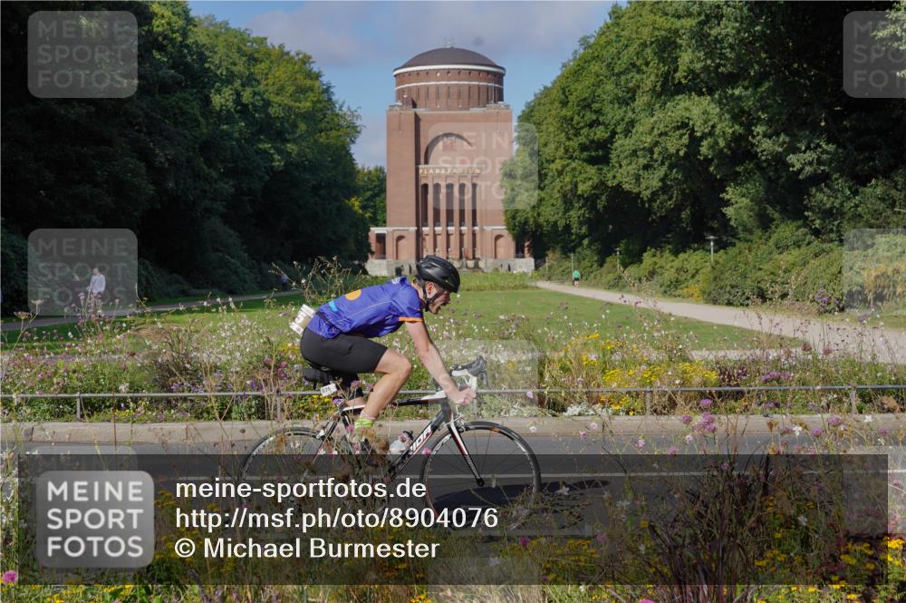 14.09.2025 - Stadtparktriathlon Michael Burmester http://msf.ph/oto/8904076 14.09.2025 11:02:12 Radfahren 682, 729, 732, 780, 790, 875, 900 meine-sportfotos.de