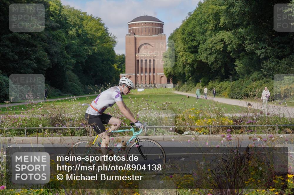14.09.2025 - Stadtparktriathlon Michael Burmester http://msf.ph/oto/8904138 14.09.2025 11:05:27 Radfahren 796, 827, 837, 846, 850, 855, 898 meine-sportfotos.de