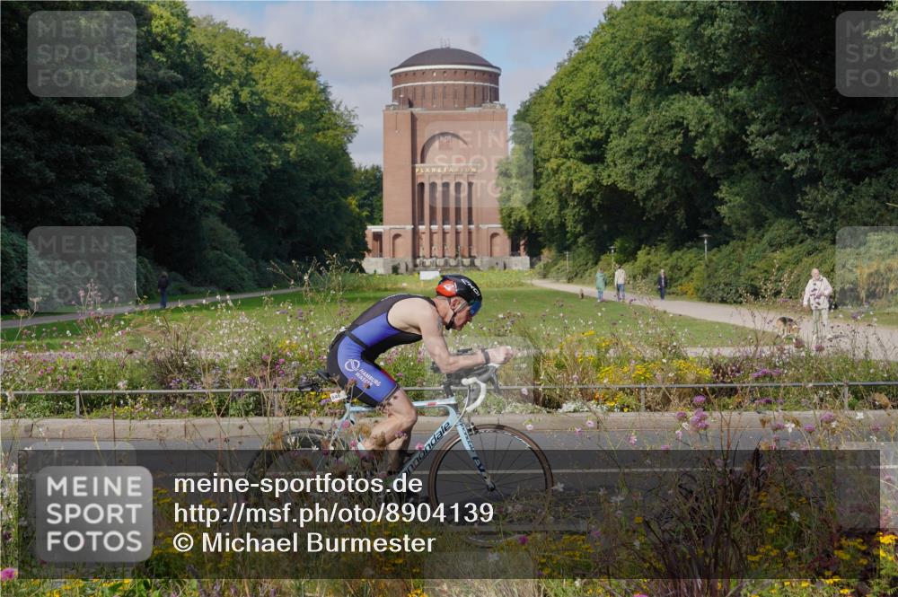 14.09.2025 - Stadtparktriathlon Michael Burmester http://msf.ph/oto/8904139 14.09.2025 11:05:29 Radfahren 796, 827, 837, 846, 850, 855, 872, 898 meine-sportfotos.de