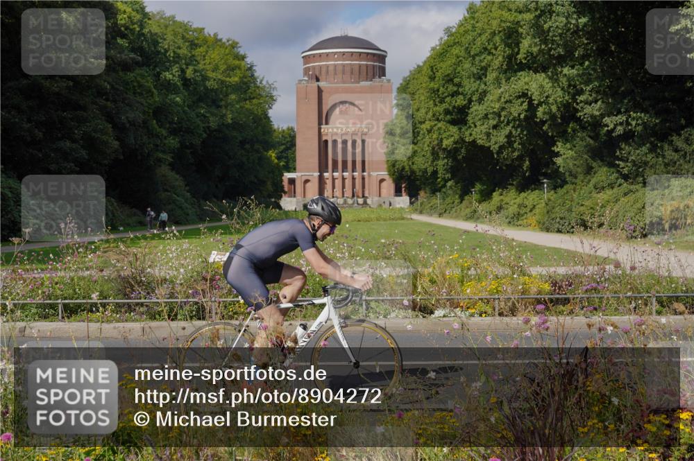14.09.2025 - Stadtparktriathlon Michael Burmester http://msf.ph/oto/8904272 14.09.2025 11:13:38 Radfahren 825, 848, 865, 874, 889, 917 meine-sportfotos.de