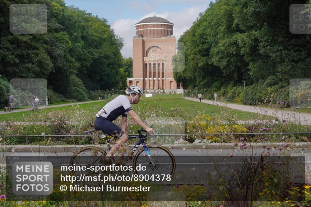 14.09.2025 - Stadtparktriathlon Michael Burmester http://msf.ph/oto/8904378 14.09.2025 11:20:25 Radfahren 772, 847, 853, 859, 865, 872, 874 meine-sportfotos.de