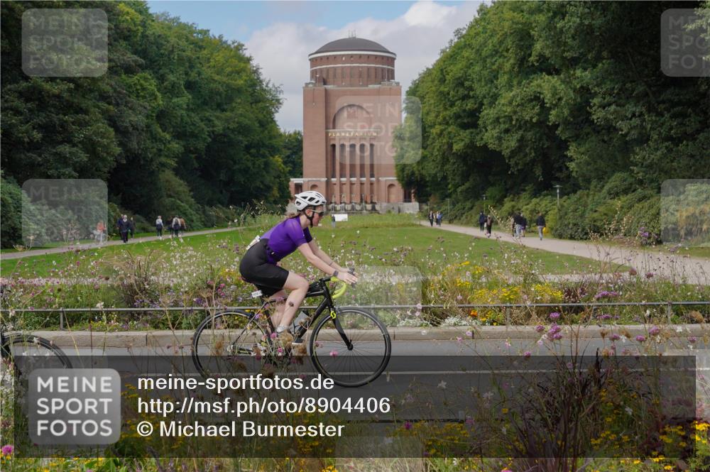 14.09.2025 - Stadtparktriathlon Michael Burmester http://msf.ph/oto/8904406 14.09.2025 11:22:10 Radfahren 842, 855, 929, 939, 952, 964, 972, 1007, 1014, 1017 meine-sportfotos.de