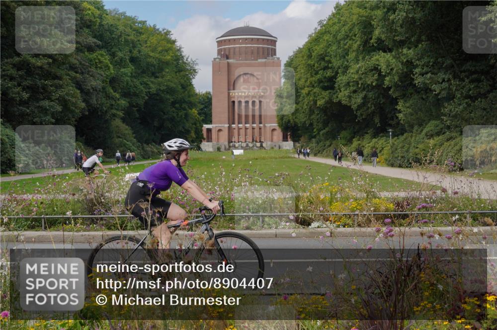 14.09.2025 - Stadtparktriathlon Michael Burmester http://msf.ph/oto/8904407 14.09.2025 11:22:12 Radfahren 842, 855, 929, 939, 952, 964, 972, 1007, 1014, 1017 meine-sportfotos.de
