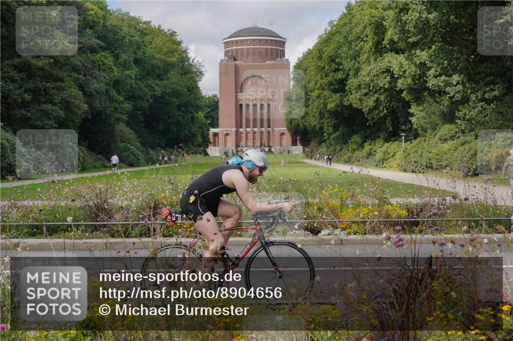 14.09.2025 - Stadtparktriathlon Michael Burmester http://msf.ph/oto/8904656 14.09.2025 11:37:44 Radfahren 981, 984, 1016, 1026, 1039, 1043, 1054, 1107 meine-sportfotos.de