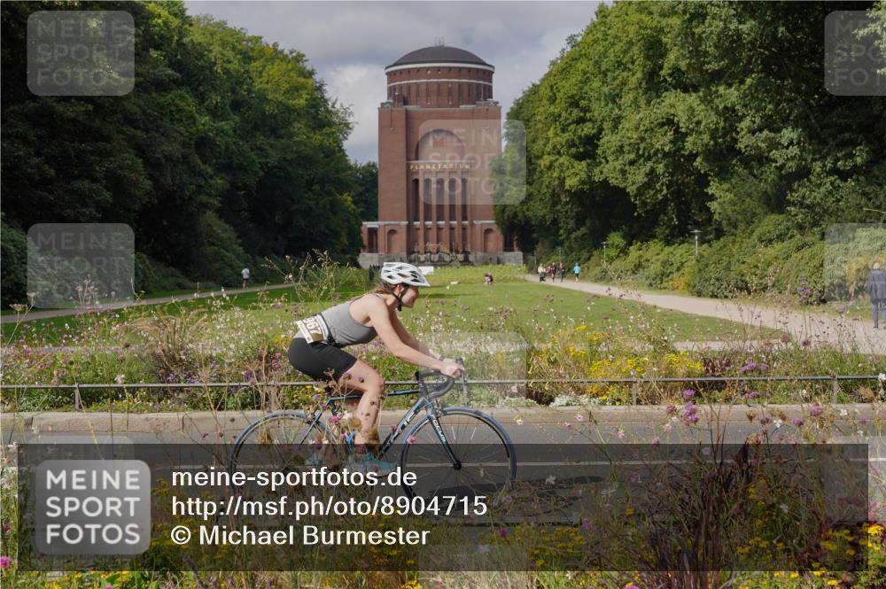14.09.2025 - Stadtparktriathlon Michael Burmester http://msf.ph/oto/8904715 14.09.2025 11:40:40 Radfahren 857, 948, 950, 966, 967, 1007, 1089, 1116 meine-sportfotos.de