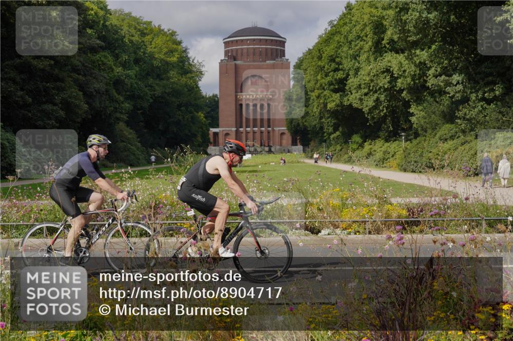14.09.2025 - Stadtparktriathlon Michael Burmester http://msf.ph/oto/8904717 14.09.2025 11:40:44 Radfahren 857, 948, 950, 966, 967, 978, 1007, 1036, 1089, 1116 meine-sportfotos.de