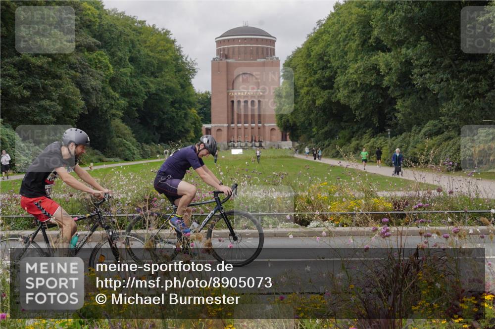 14.09.2025 - Stadtparktriathlon Michael Burmester http://msf.ph/oto/8905073 14.09.2025 11:58:59 Radfahren 1019, 1067, 1068, 1122, 1137, 1150, 1153, 1187 meine-sportfotos.de