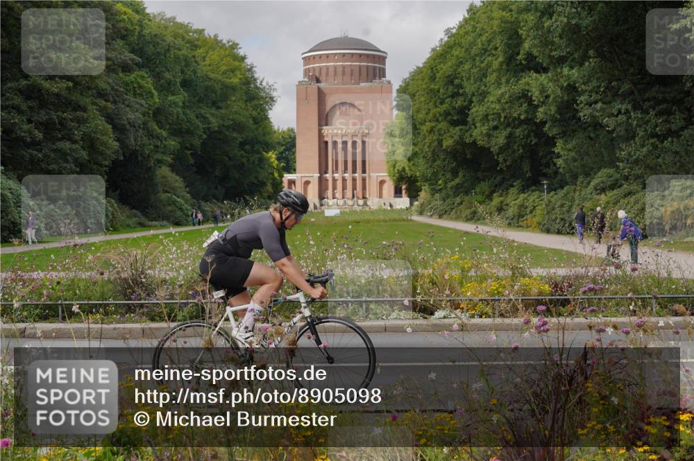 14.09.2025 - Stadtparktriathlon Michael Burmester http://msf.ph/oto/8905098 14.09.2025 12:00:37 Radfahren 974, 1033, 1036, 1047, 1063, 1192 meine-sportfotos.de