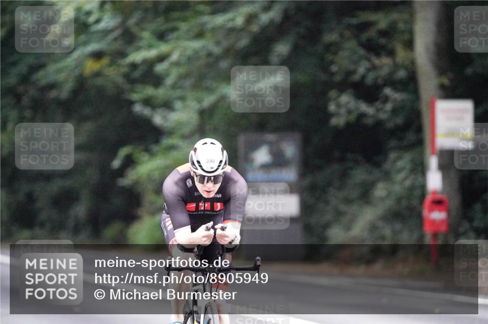 14.09.2025 - Stadtparktriathlon Michael Burmester http://msf.ph/oto/8905949 14.09.2025 09:03:14 Radfahren 337, 350, 353, 354 meine-sportfotos.de