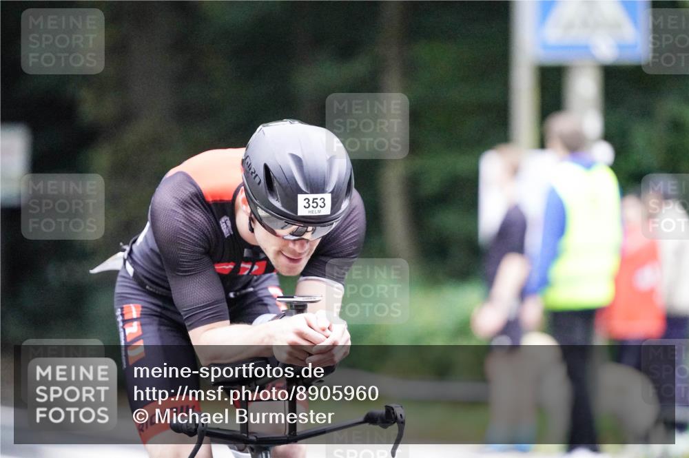 14.09.2025 - Stadtparktriathlon Michael Burmester http://msf.ph/oto/8905960 14.09.2025 09:03:19 Radfahren 337, 349, 350, 353 meine-sportfotos.de