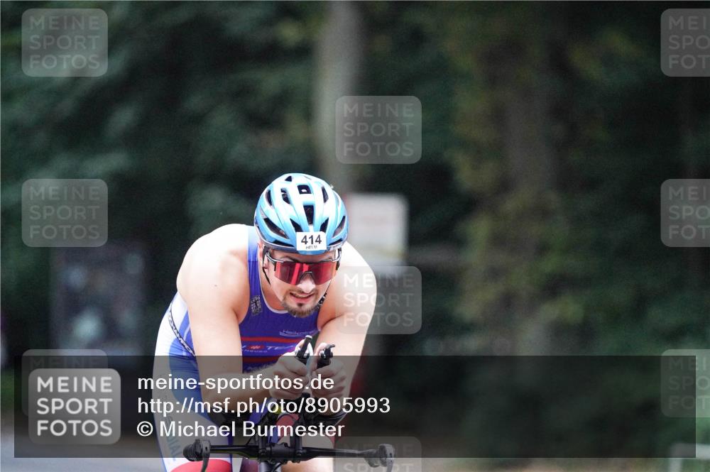 14.09.2025 - Stadtparktriathlon Michael Burmester http://msf.ph/oto/8905993 14.09.2025 09:03:56 Radfahren 311, 325, 336, 414 meine-sportfotos.de
