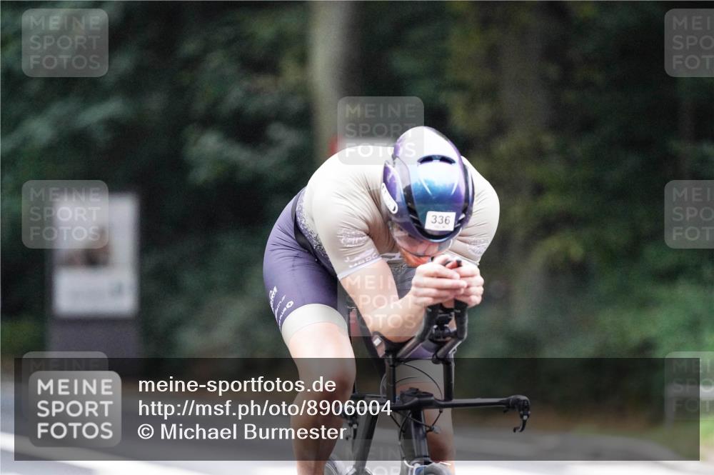 14.09.2025 - Stadtparktriathlon Michael Burmester http://msf.ph/oto/8906004 14.09.2025 09:04:05 Radfahren 319, 336, 357 meine-sportfotos.de