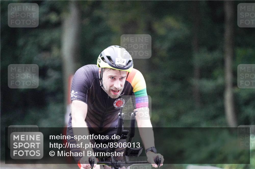 14.09.2025 - Stadtparktriathlon Michael Burmester http://msf.ph/oto/8906013 14.09.2025 09:04:11 Radfahren 319, 357, 369 meine-sportfotos.de