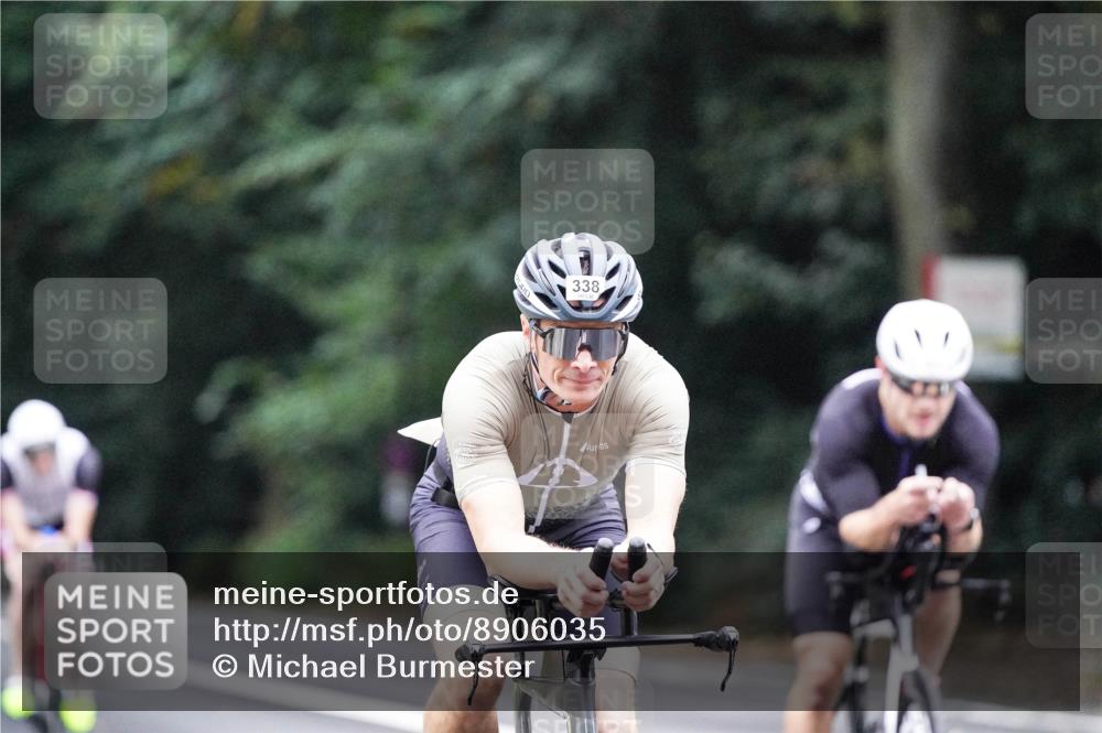 14.09.2025 - Stadtparktriathlon Michael Burmester http://msf.ph/oto/8906035 14.09.2025 09:04:21 Radfahren 303, 332, 338, 369, 372 meine-sportfotos.de