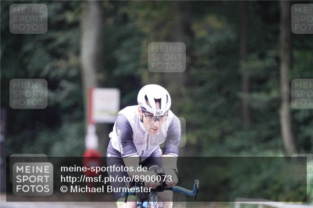 14.09.2025 - Stadtparktriathlon Michael Burmester http://msf.ph/oto/8906073 14.09.2025 09:04:47 Radfahren 321, 367, 405, 476 meine-sportfotos.de