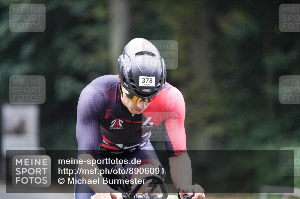 14.09.2025 - Stadtparktriathlon Michael Burmester http://msf.ph/oto/8906091 14.09.2025 09:05:02 Radfahren 313, 378, 435 meine-sportfotos.de