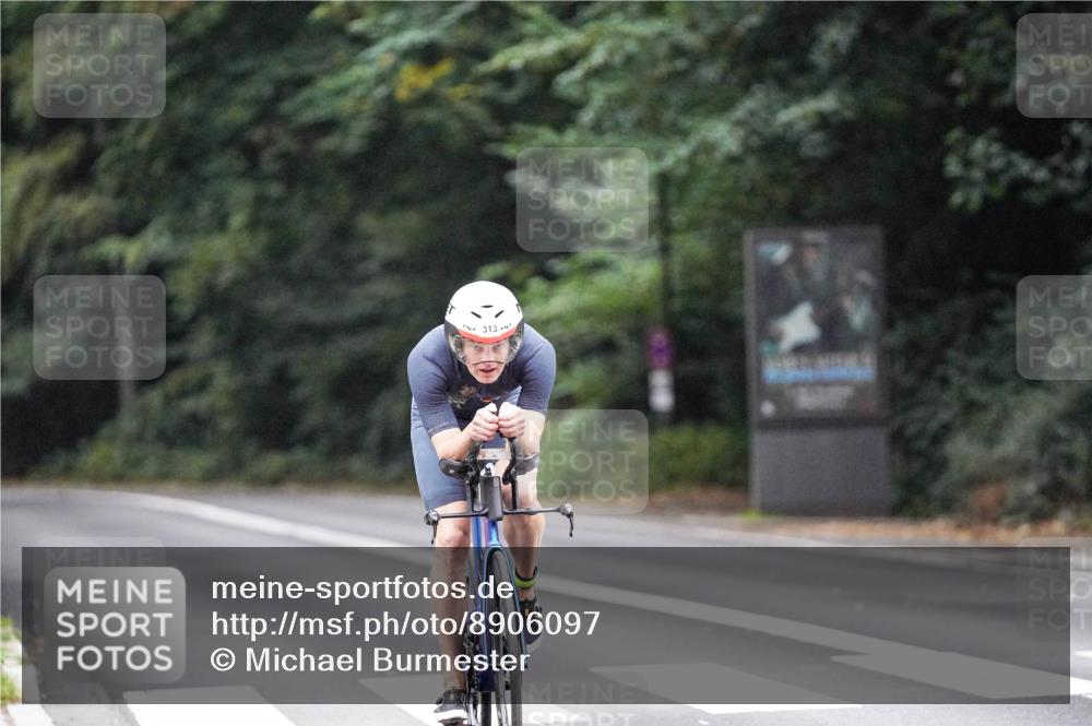 14.09.2025 - Stadtparktriathlon Michael Burmester http://msf.ph/oto/8906097 14.09.2025 09:05:07 Radfahren 313, 378 meine-sportfotos.de