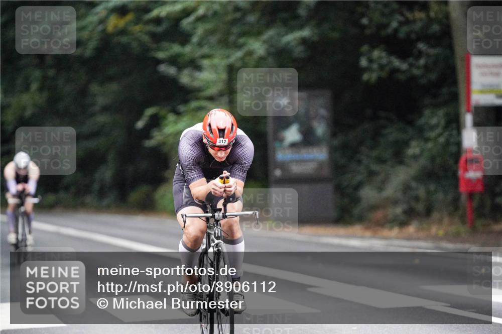 14.09.2025 - Stadtparktriathlon Michael Burmester http://msf.ph/oto/8906112 14.09.2025 09:05:21 Radfahren 312, 355, 408, 416, 436 meine-sportfotos.de