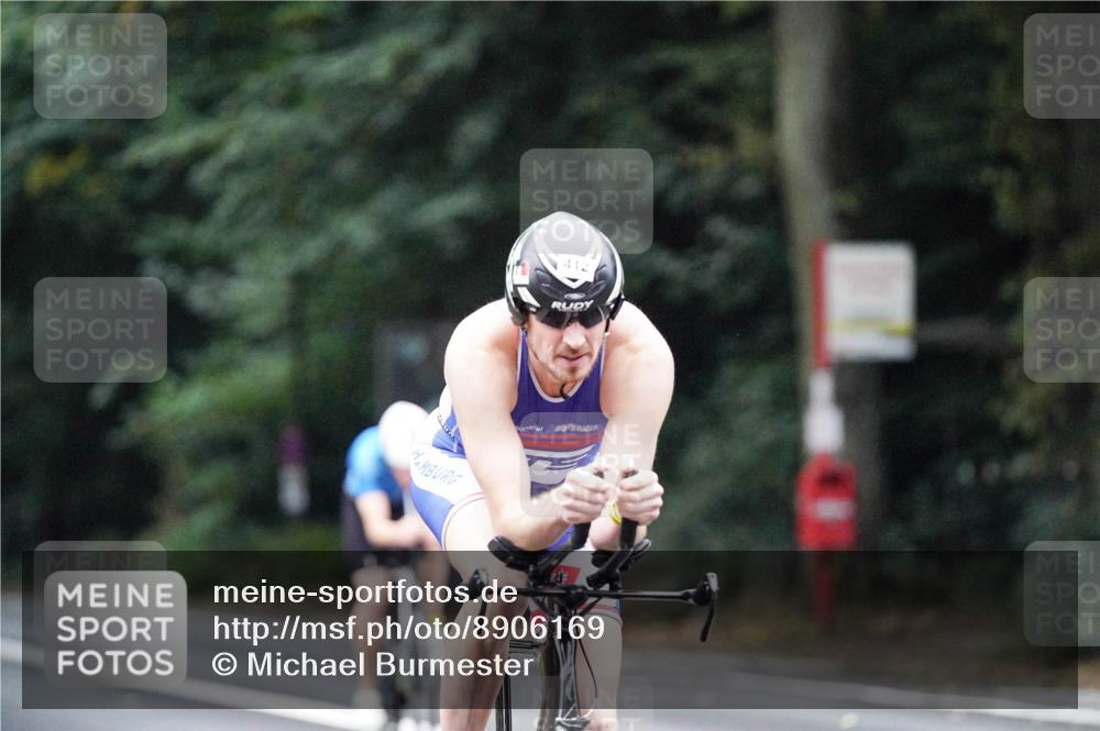 14.09.2025 - Stadtparktriathlon Michael Burmester http://msf.ph/oto/8906169 14.09.2025 09:06:03 Radfahren 306, 307, 320, 335, 356, 412, 431 meine-sportfotos.de